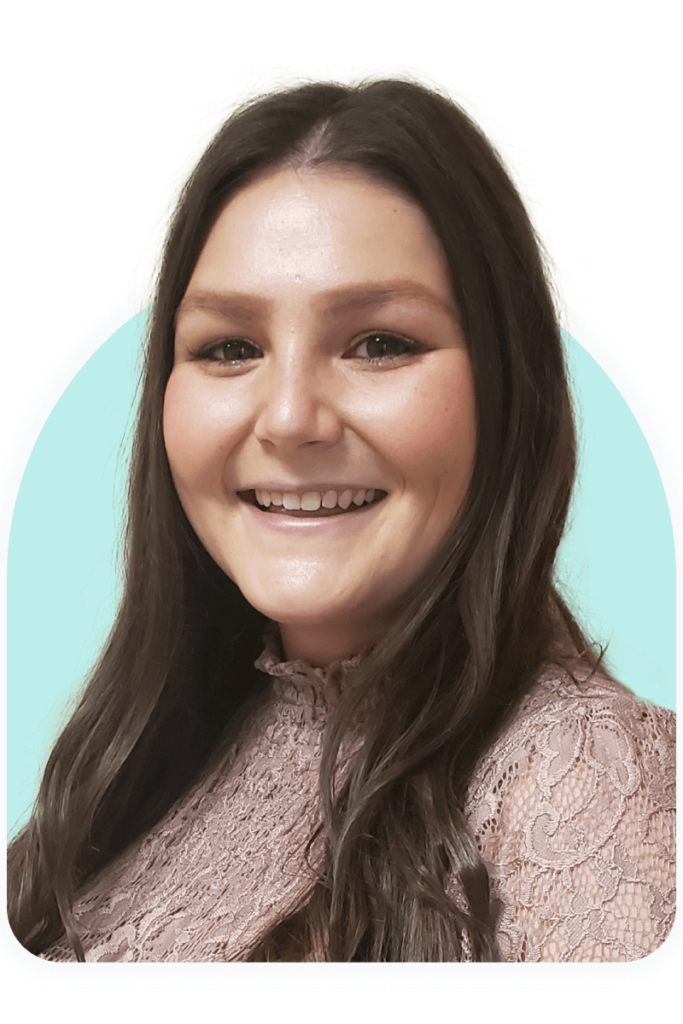 Julie Lapenskie Headshot